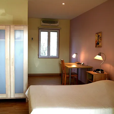 In Jungle Hotell