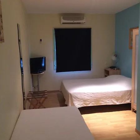 In Jungle Hotel