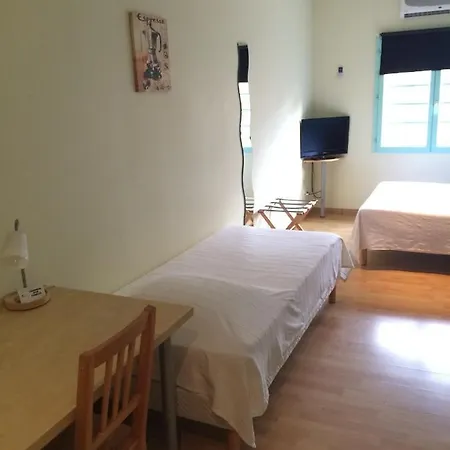 In Jungle Hotel Chassagny