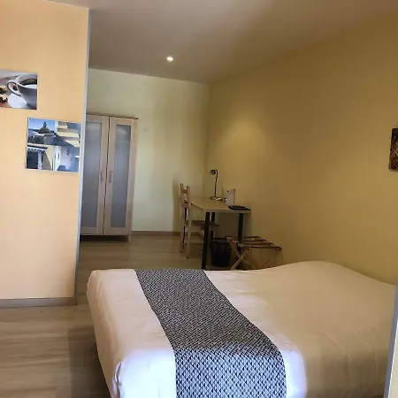 Hotel In Jungle Chassagny